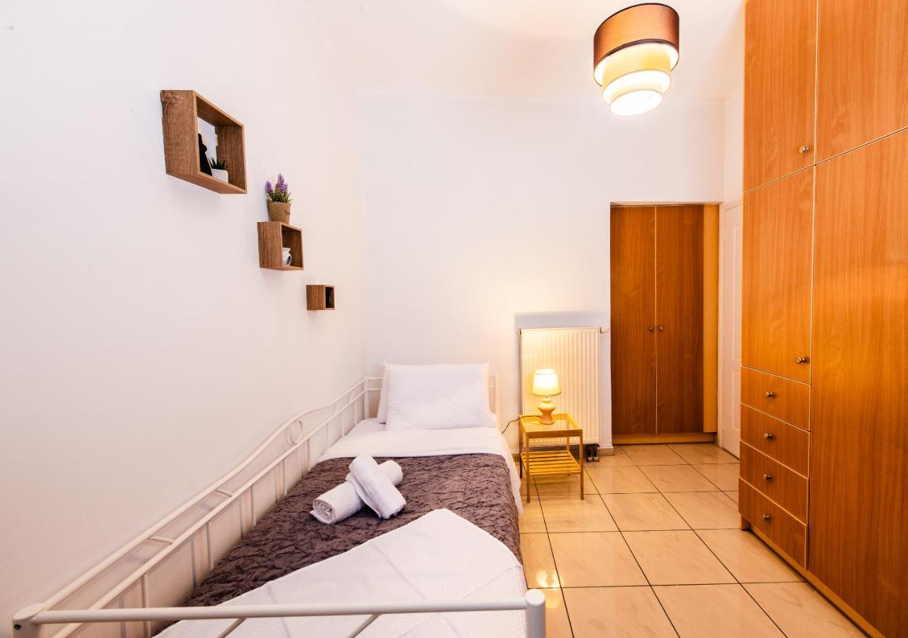 Yiannis Suite Santorini Fira  Exterior foto